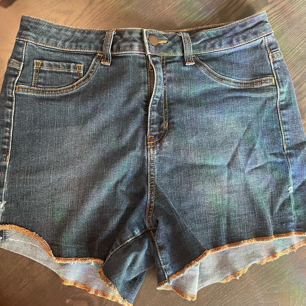 Forever 21 high waisted denim shorts size 12 / size 31